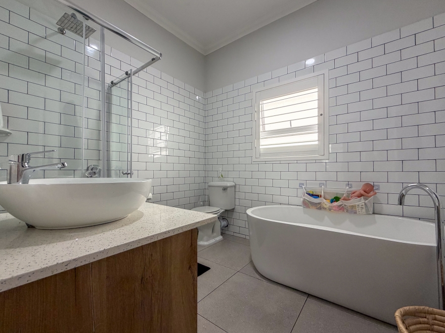 3 Bedroom Property for Sale in Laguna Western Cape